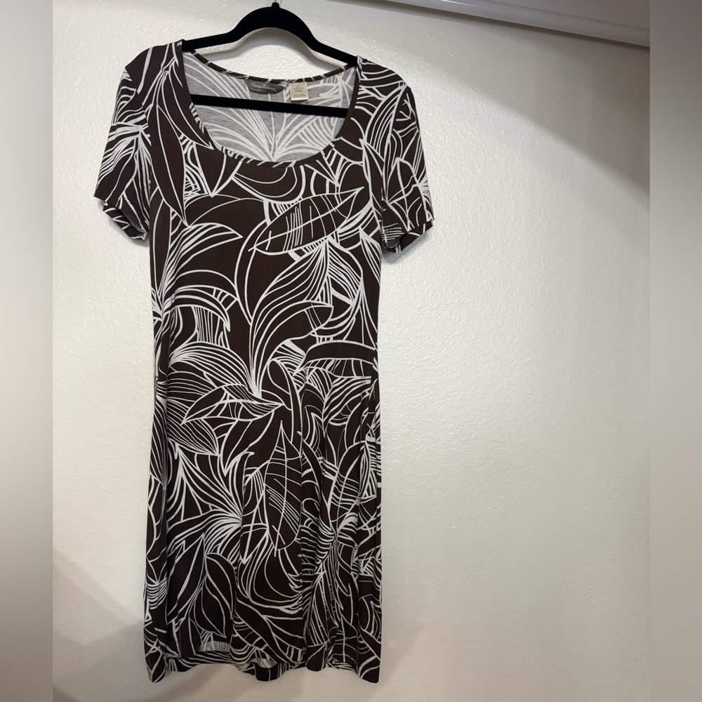 Tommy Bahama Chocolate and White Tropical T-shirt  Dress